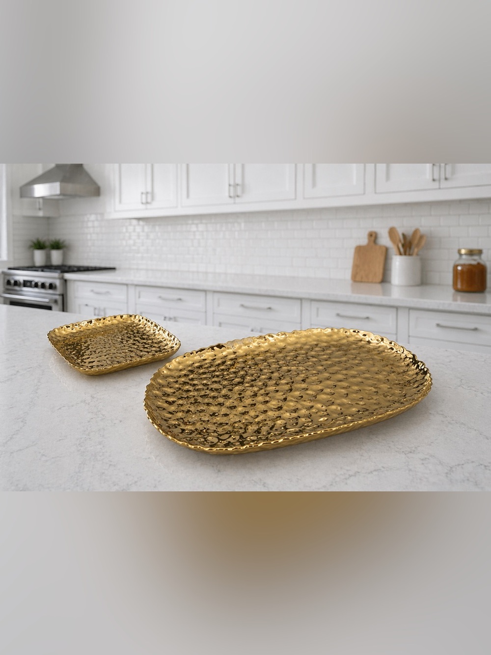 Gold Textured ceramic Trays - Shiny Oval Serving Platter’s